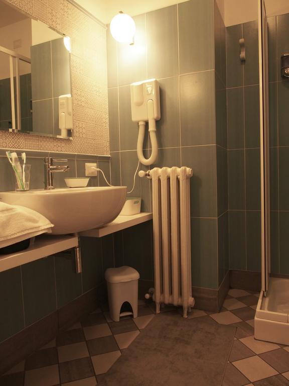 Bed and Breakfast Le Stanze Di Pietro Рим Экстерьер фото