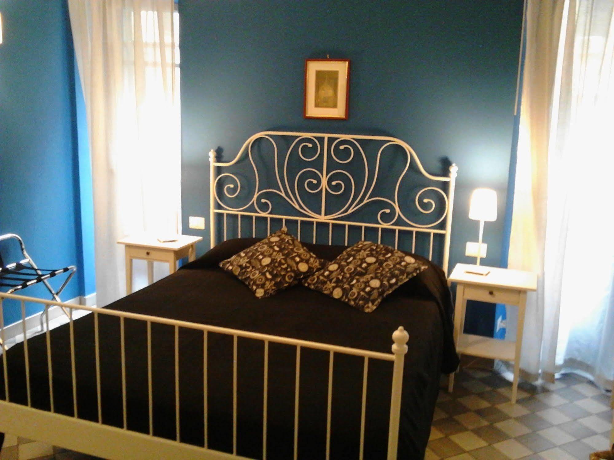 Bed and Breakfast Le Stanze Di Pietro Рим Экстерьер фото